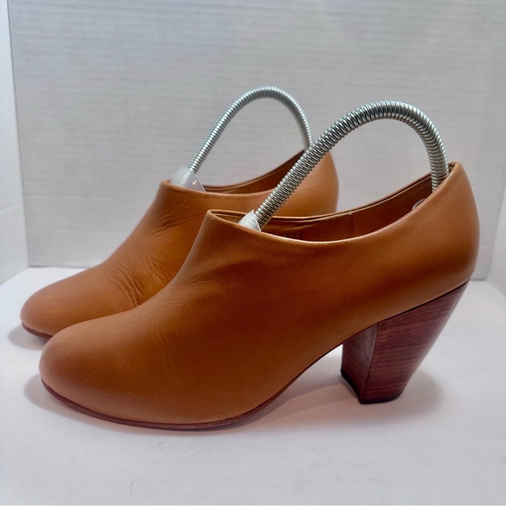 Dieppa Restrepo Lady leather Ankle Booties, Tan-Honey Whiskey, Size 9.5